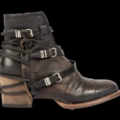 New Crue Womens Shoes