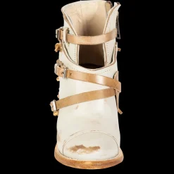 New Crue Womens Boots