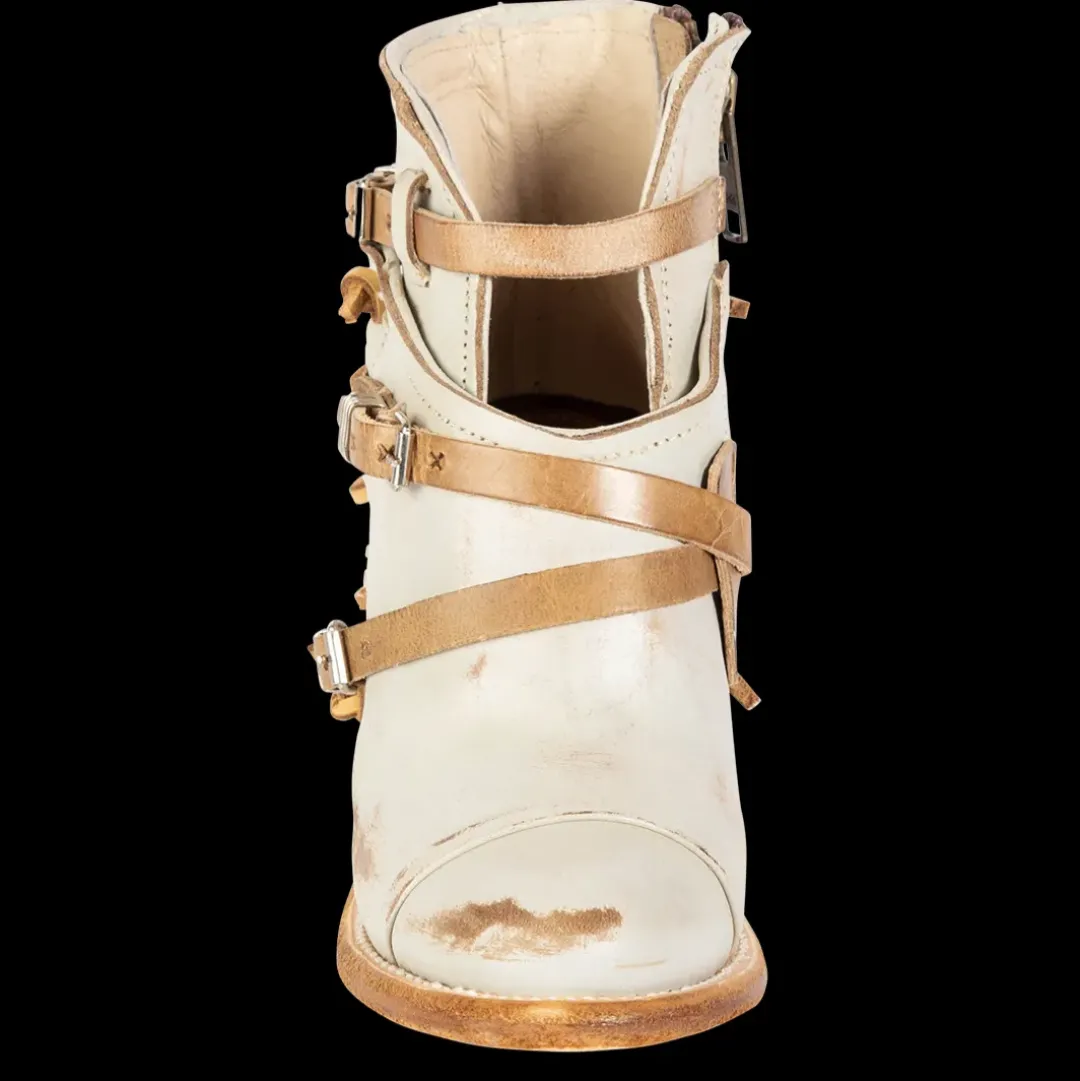 New Crue Womens Boots