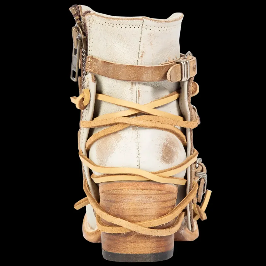 New Crue Womens Boots