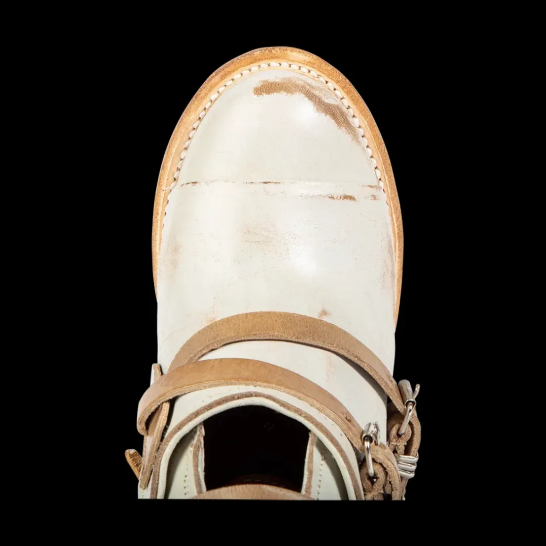 New Crue Womens Boots