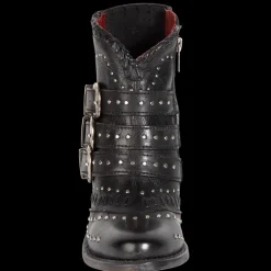 New Savanna Womens Shoes