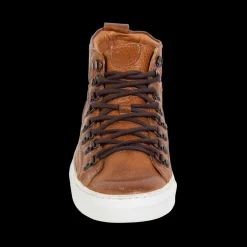Hot Shelby Mens Street
