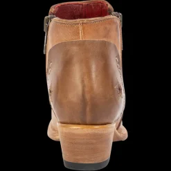 Discount Weaver Womens Shoes