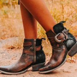 Online Whip Womens Shoes